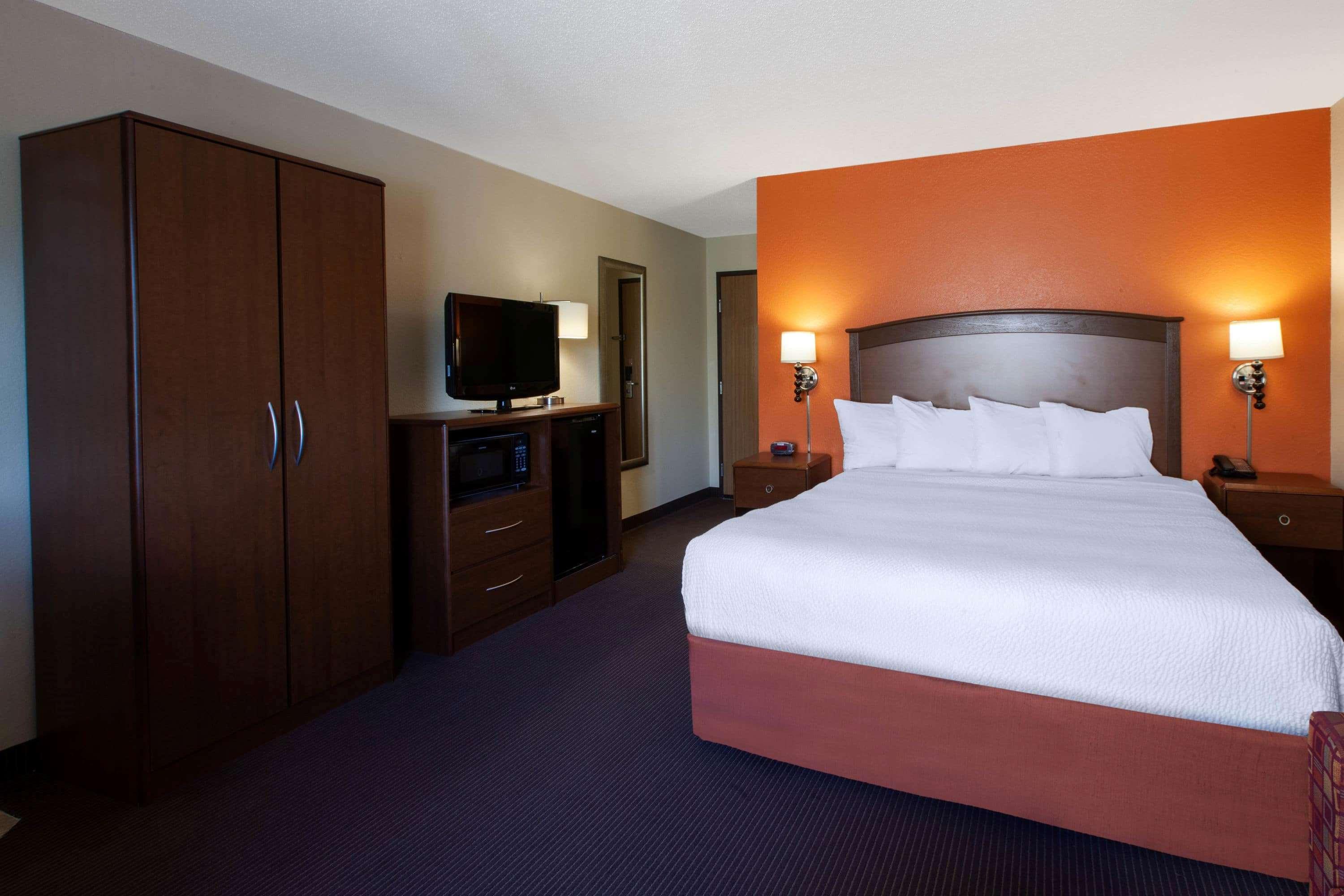 Americinn By Wyndham Iron River Εξωτερικό φωτογραφία