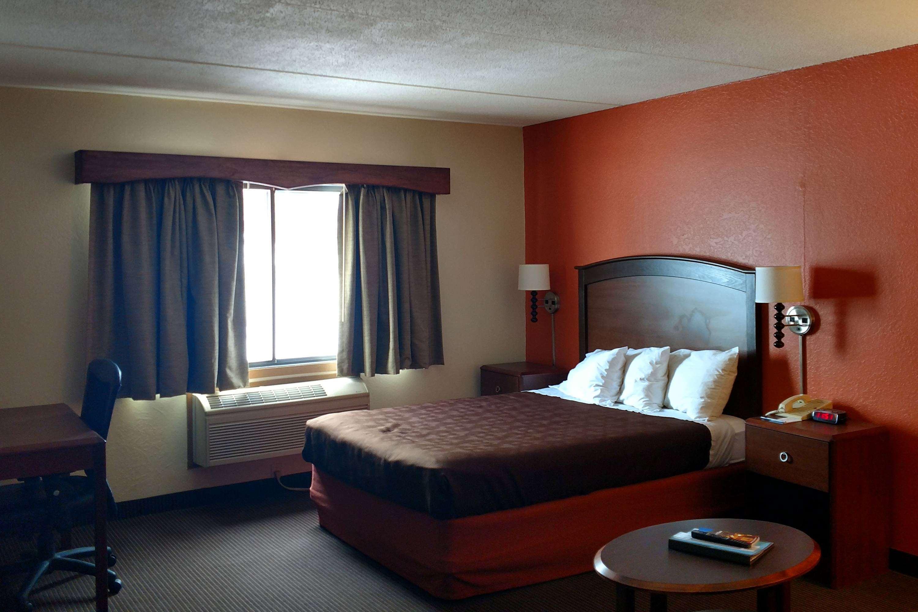 Americinn By Wyndham Iron River Εξωτερικό φωτογραφία