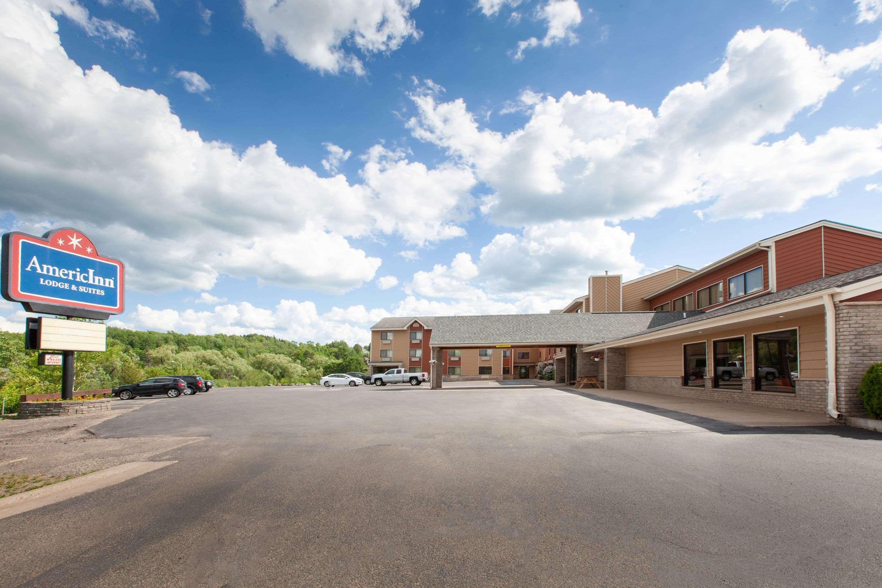 Americinn By Wyndham Iron River Εξωτερικό φωτογραφία