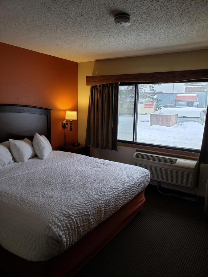 Americinn By Wyndham Iron River Εξωτερικό φωτογραφία